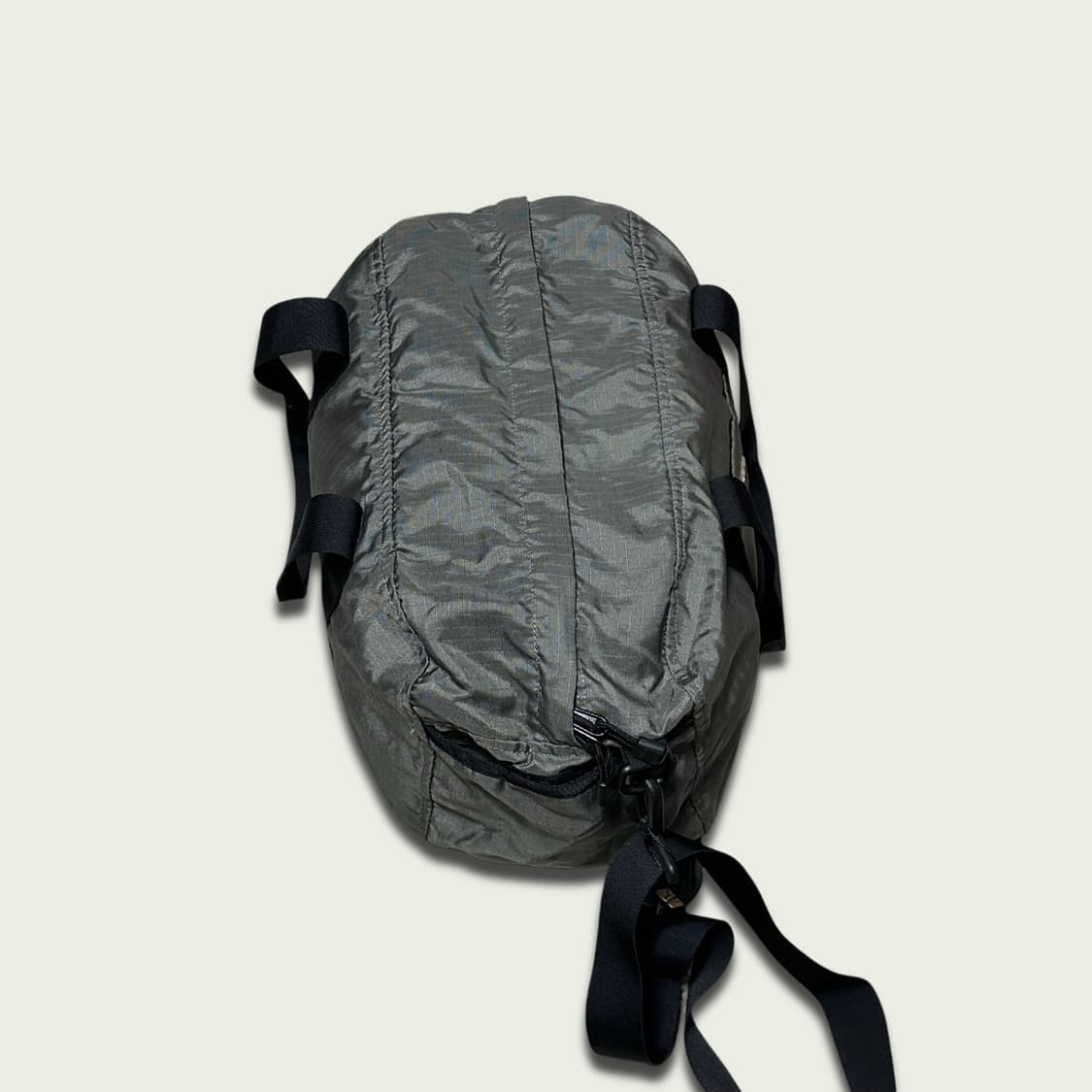 노스페이스 립스탑 나일론 그레이 더플백 상품이미지2