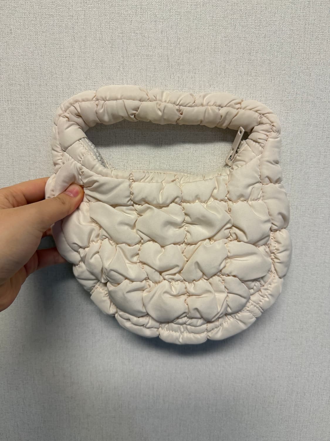 COS 퀼티드 마이크로 미니백 상품이미지2