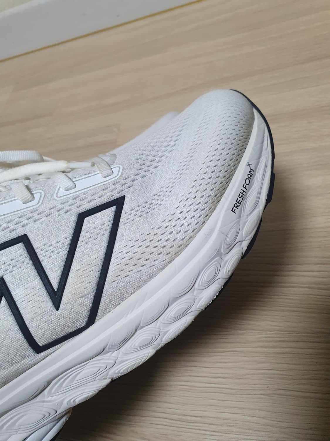 뉴발란스 860 프레쉬폼 운동화 300 상품이미지6