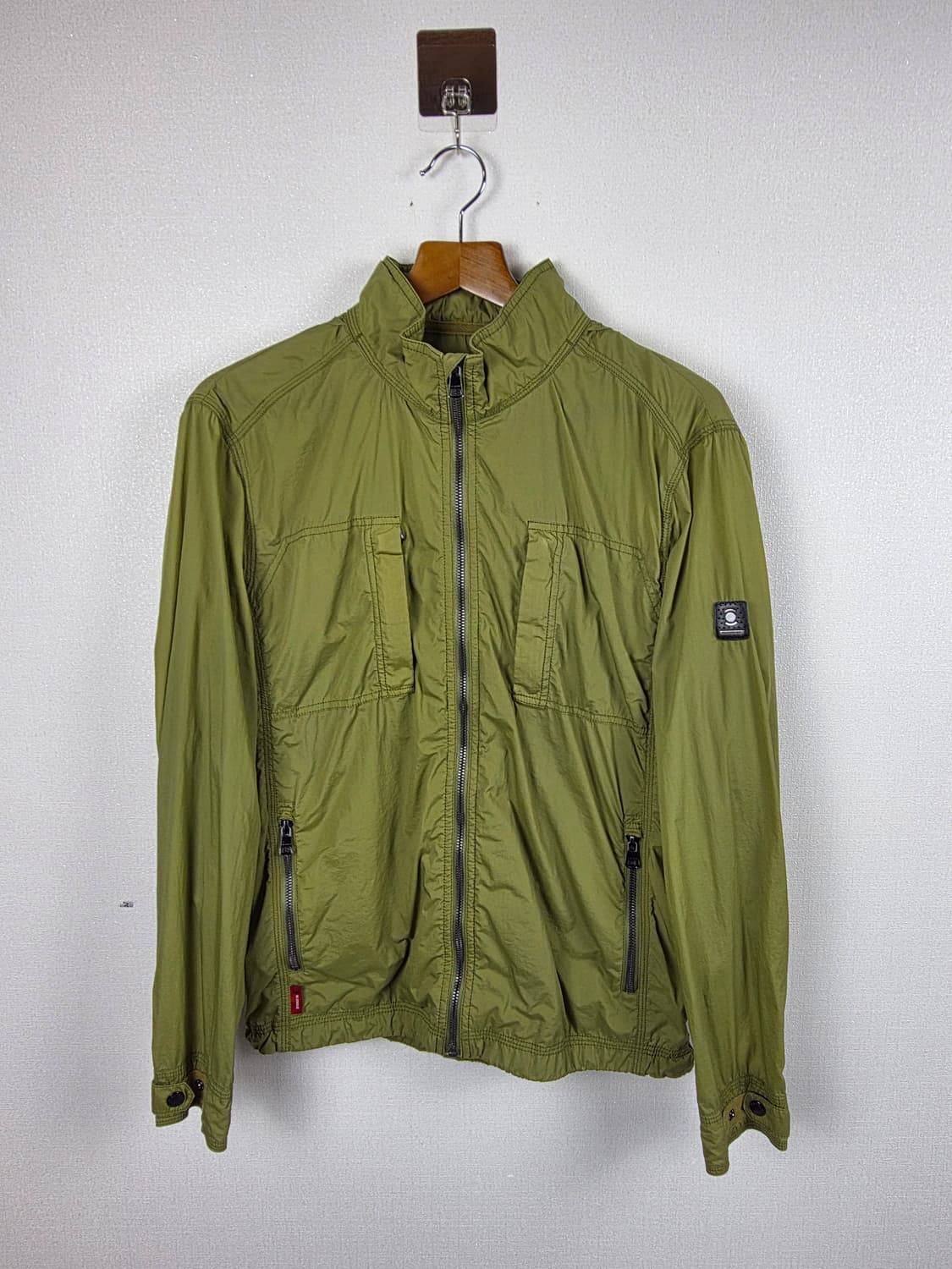 와이드앵글 남성 후드수납식 바람막이 카키 100 상품이미지1