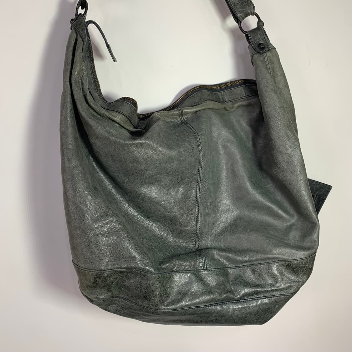 발렌시아가 모터시티 숄더백 상품이미지3