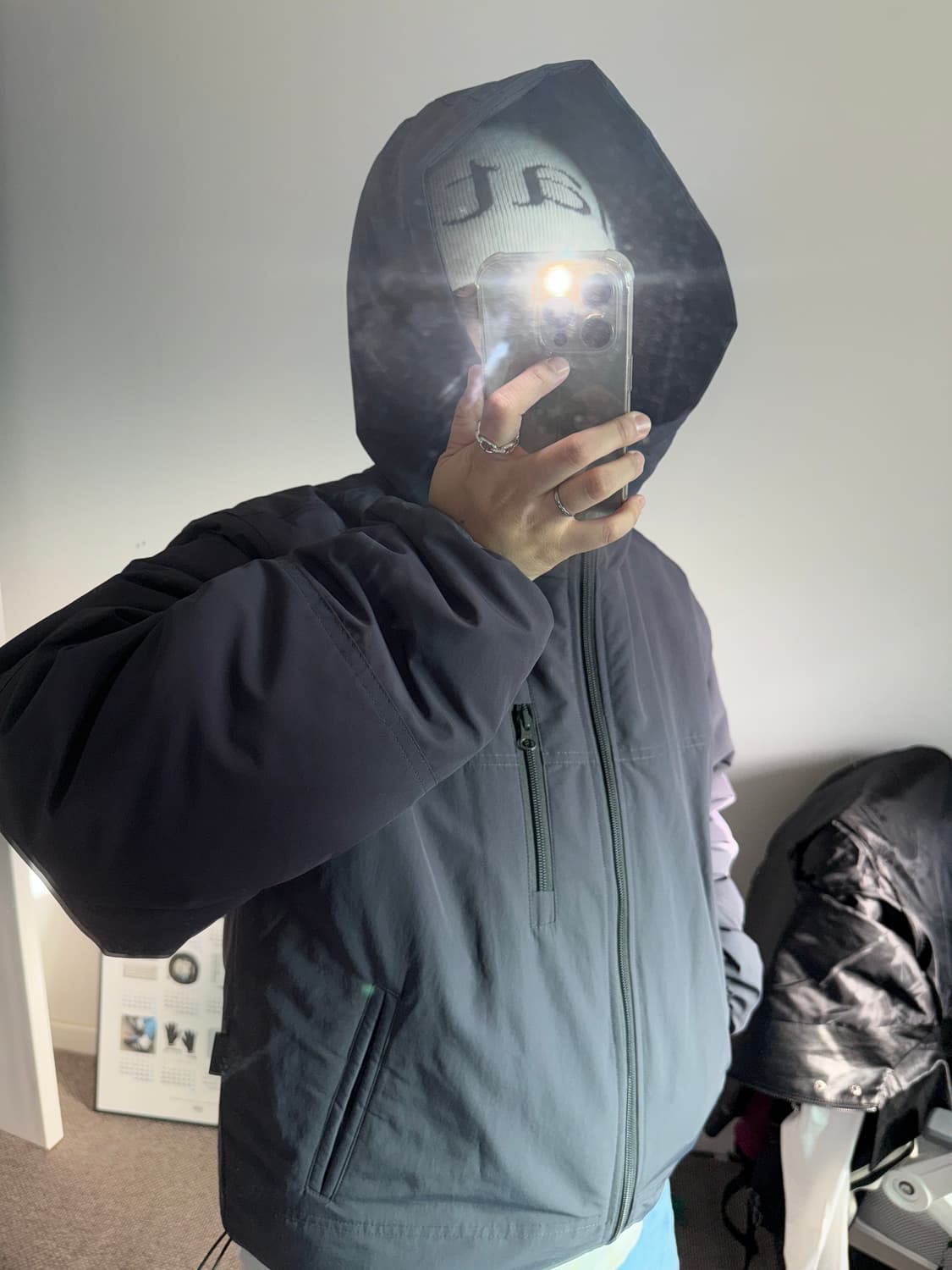 플리마켓🔥 다이브인 라이트 패디드 자켓 차콜 경량패딩 상품이미지1