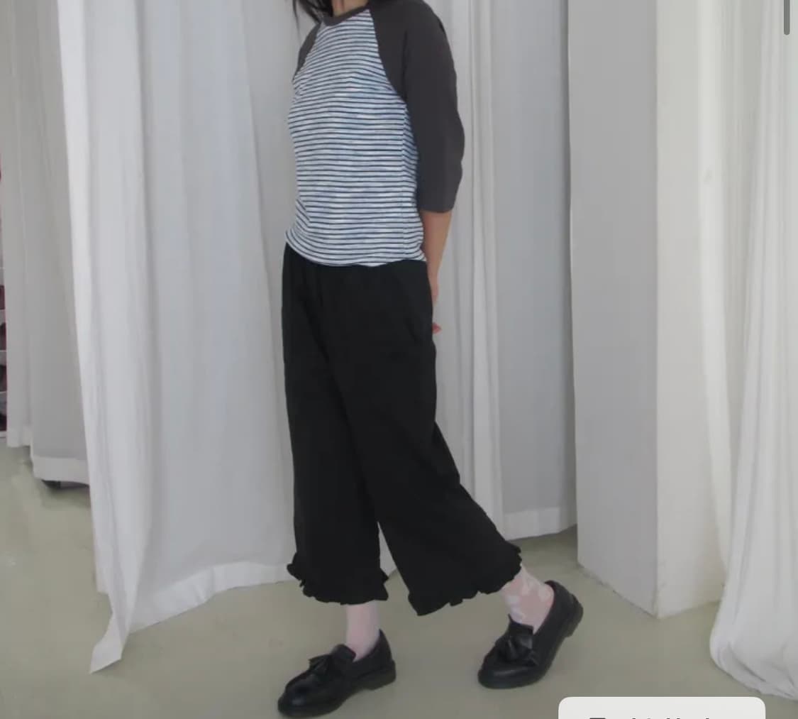 세이지블루/ 이알알 프릴 크롭팬츠 상품이미지1