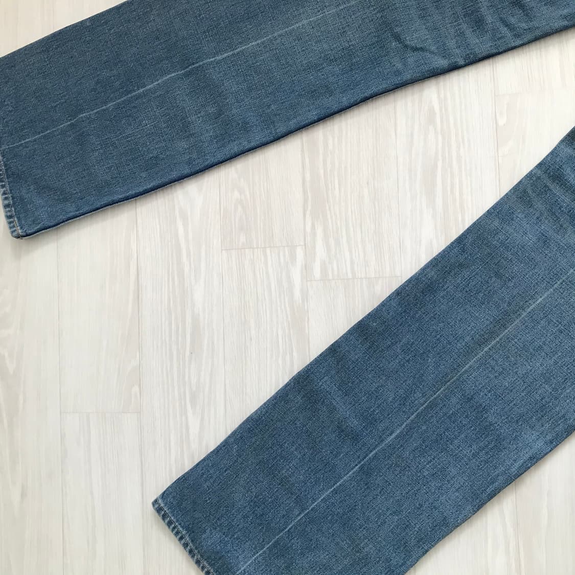 생로랑 SS25 백로고 데님 상품이미지6