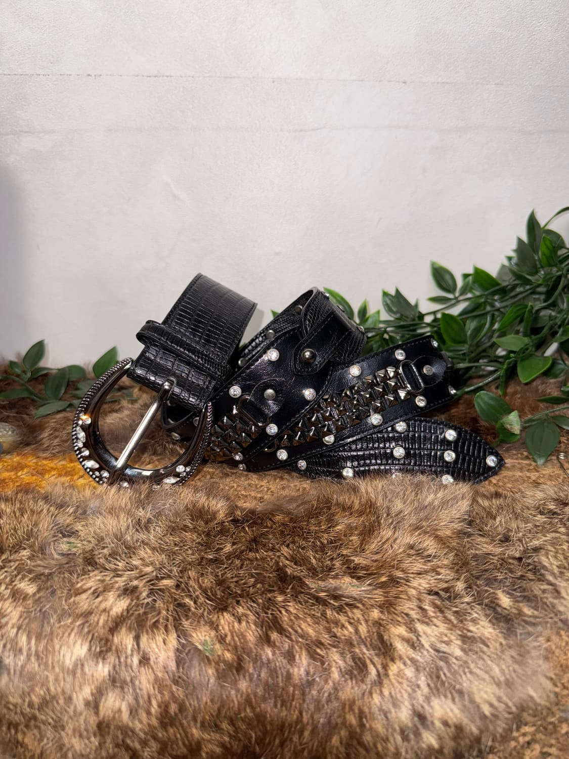 Black cubic stud buckle belt 상품이미지1