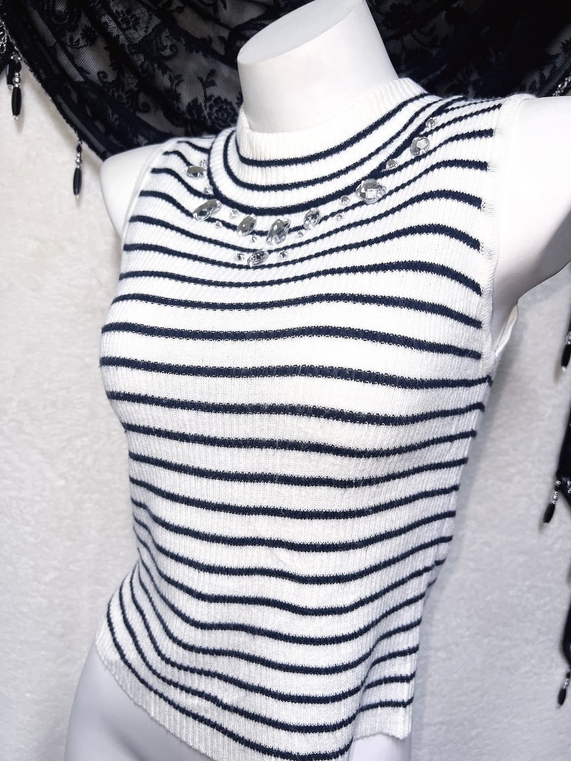 로맨틱갸루 로걀 오네 스트라이프 큐빅 장식 골지니트 탑 슬리브리스 나시 상품이미지6