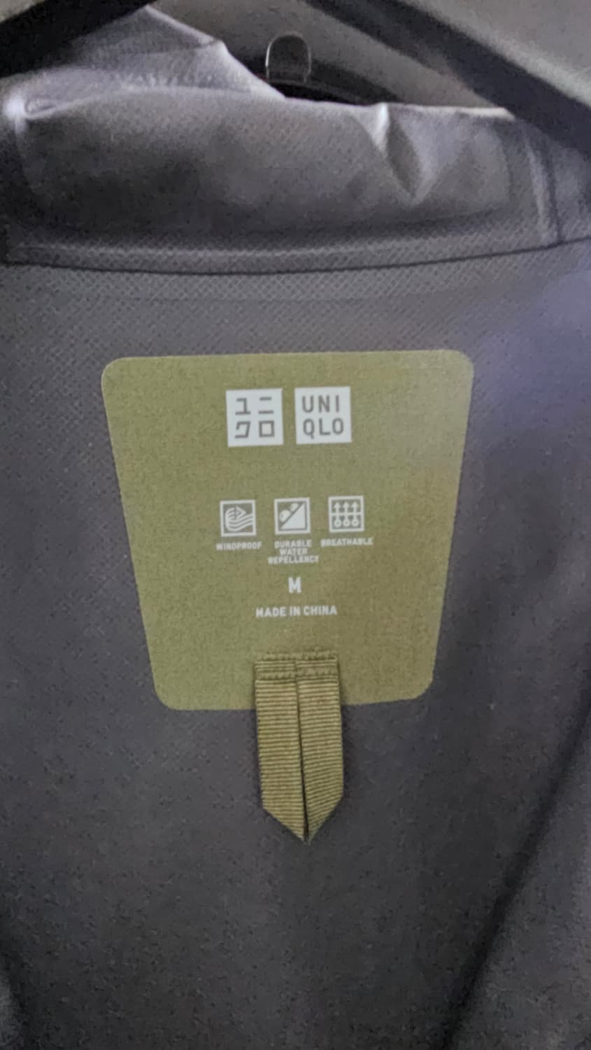 유니클로 블록테크 후드코트 올리브 M(100) 상품이미지3