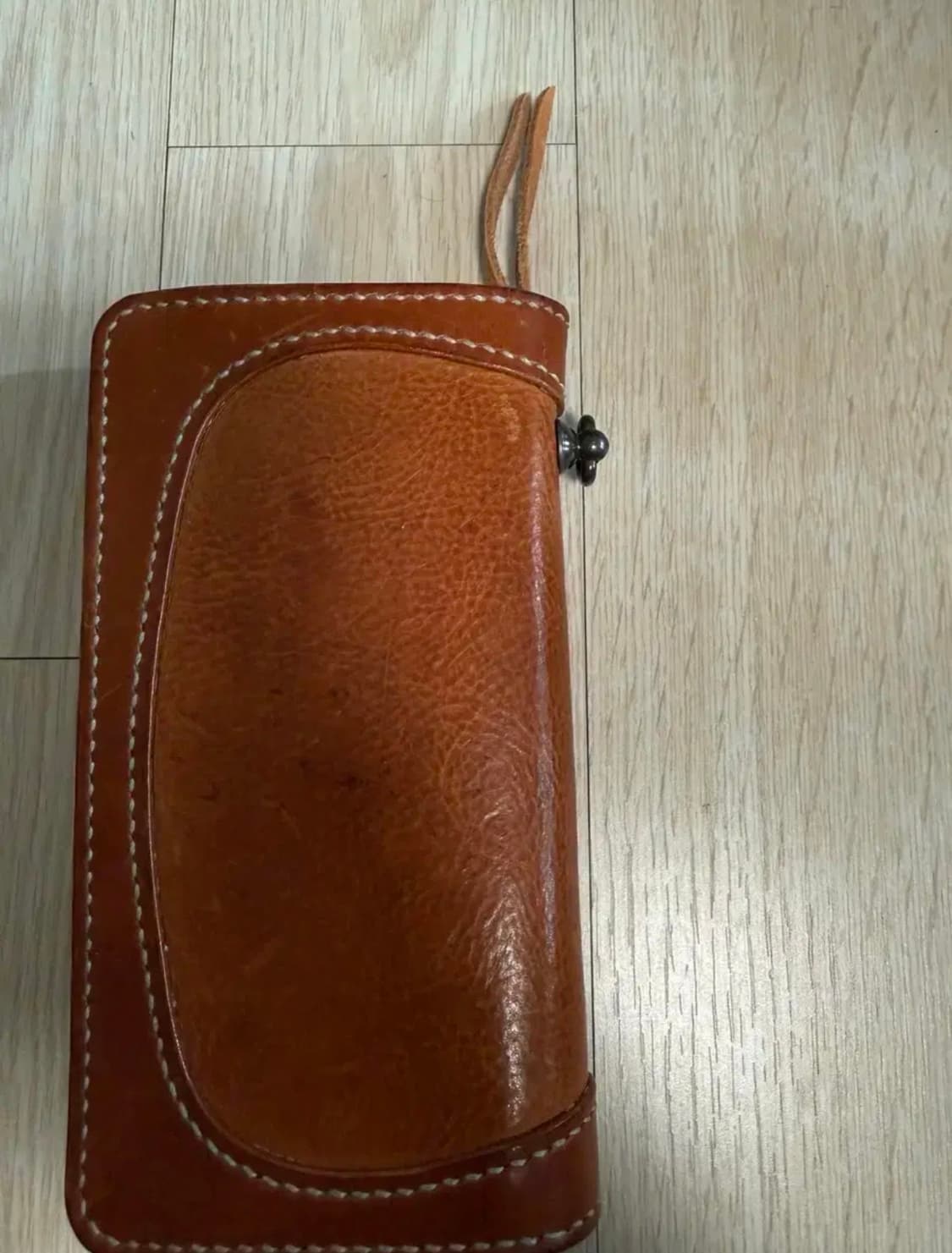 레더키메라 가죽 에이징장지갑 상품이미지2