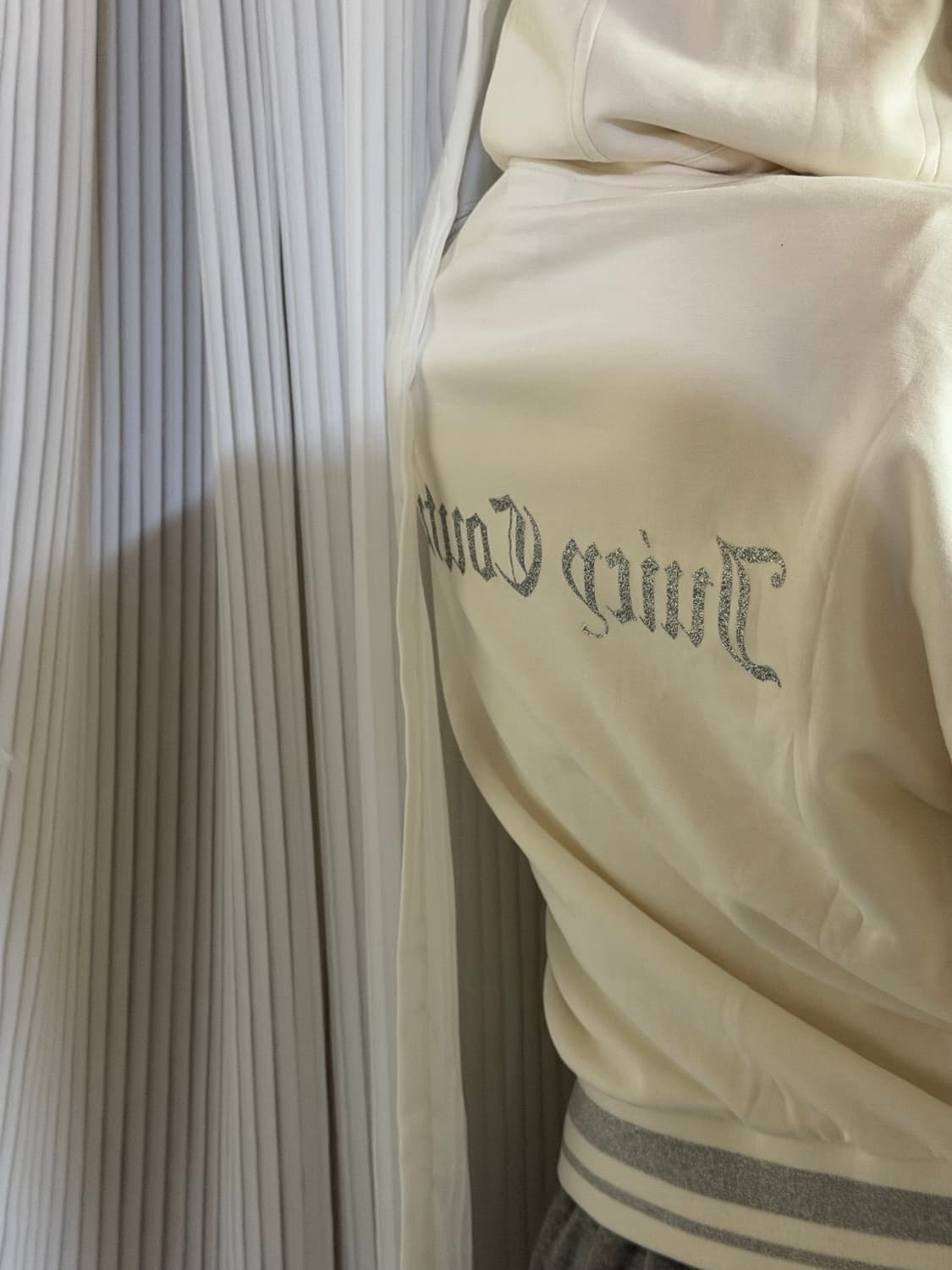 쥬시꾸뛰르 화이트 후드집업 90 상품이미지2