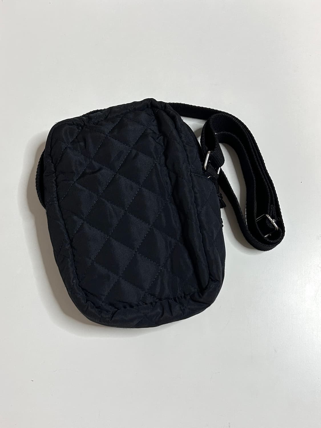 매킨토시 퀼팅 미니 크로스백 상품이미지2