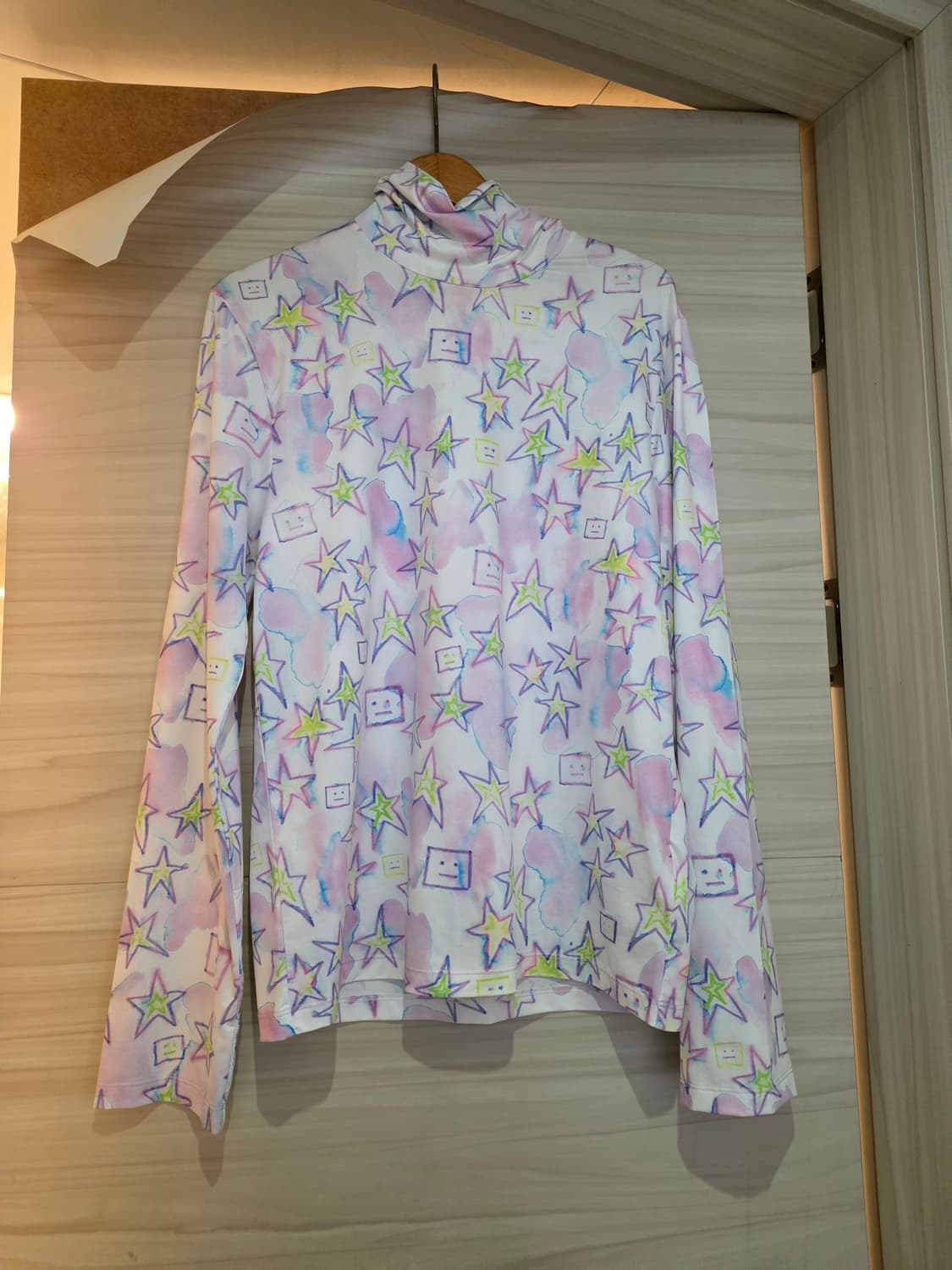 정품 아크네스튜디오 남녀공용 프린트 폴라 티 라지사이즈 상품이미지6