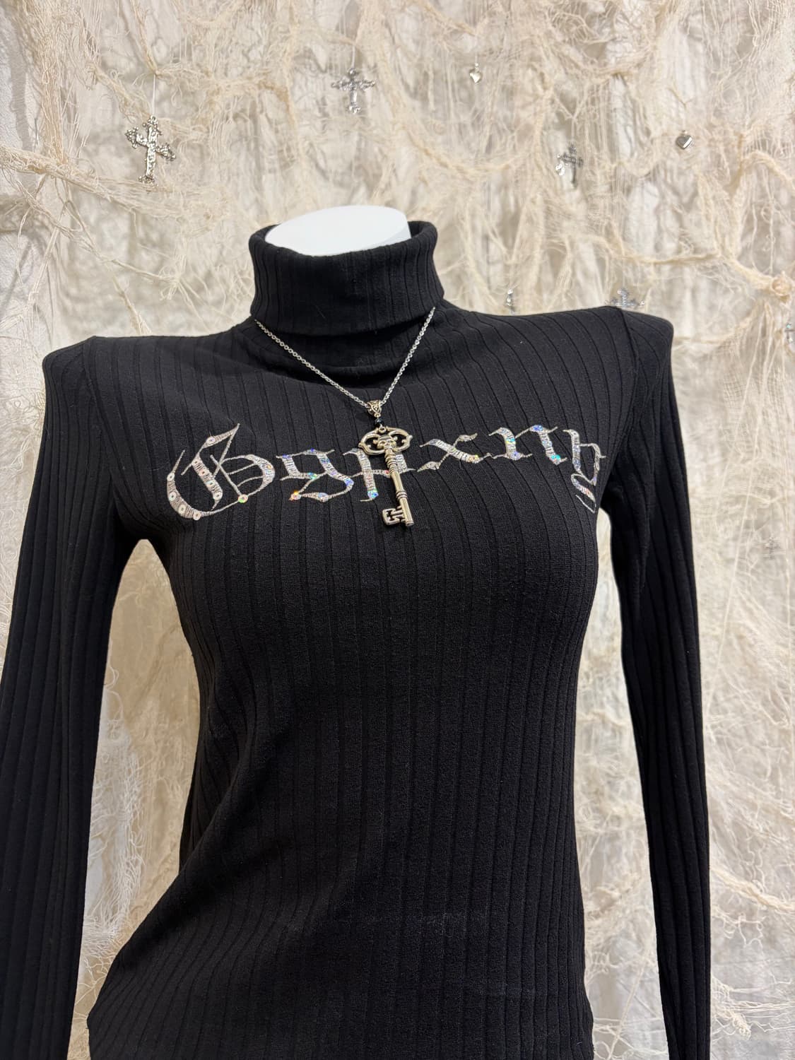 Y2K Glitter cubic back slit turtleneck 상품이미지5