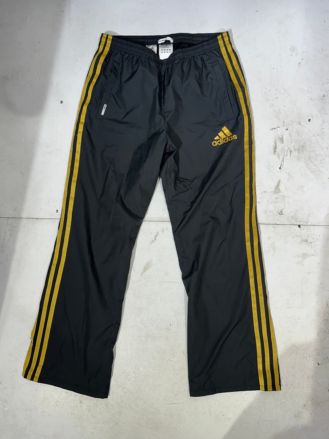 아디다스 와이드 블랙 골드 삼선 트랙 팬츠 M 상품이미지4