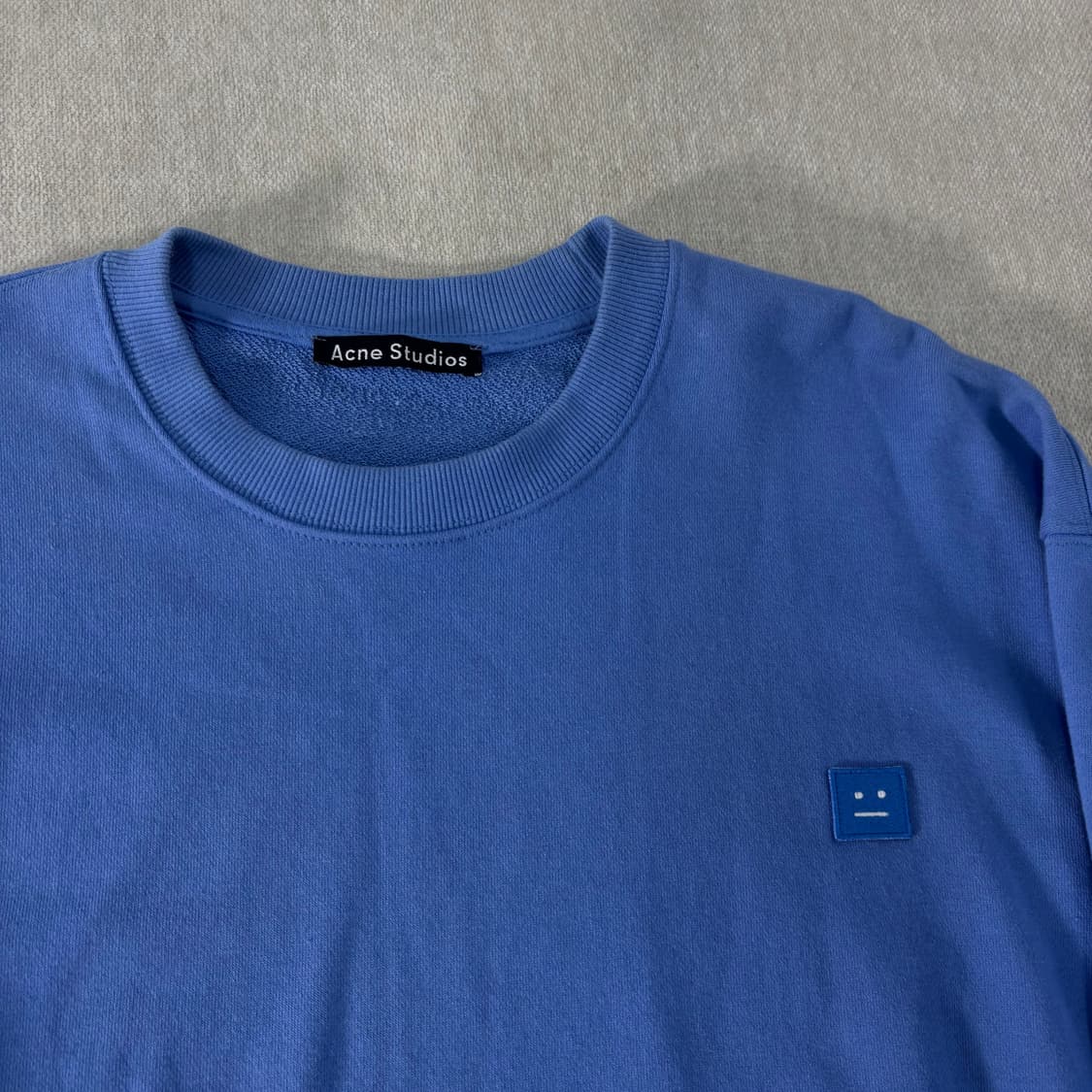 100 아크네스튜디오 페이스로고 맨투맨 상품이미지2