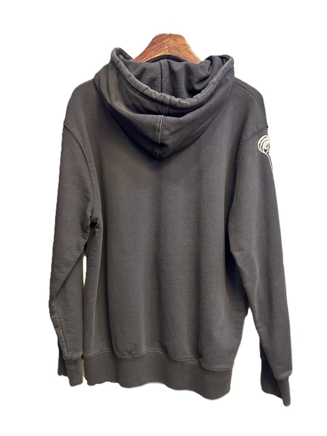 팔라스 본 프린팅 후드티 상품이미지2