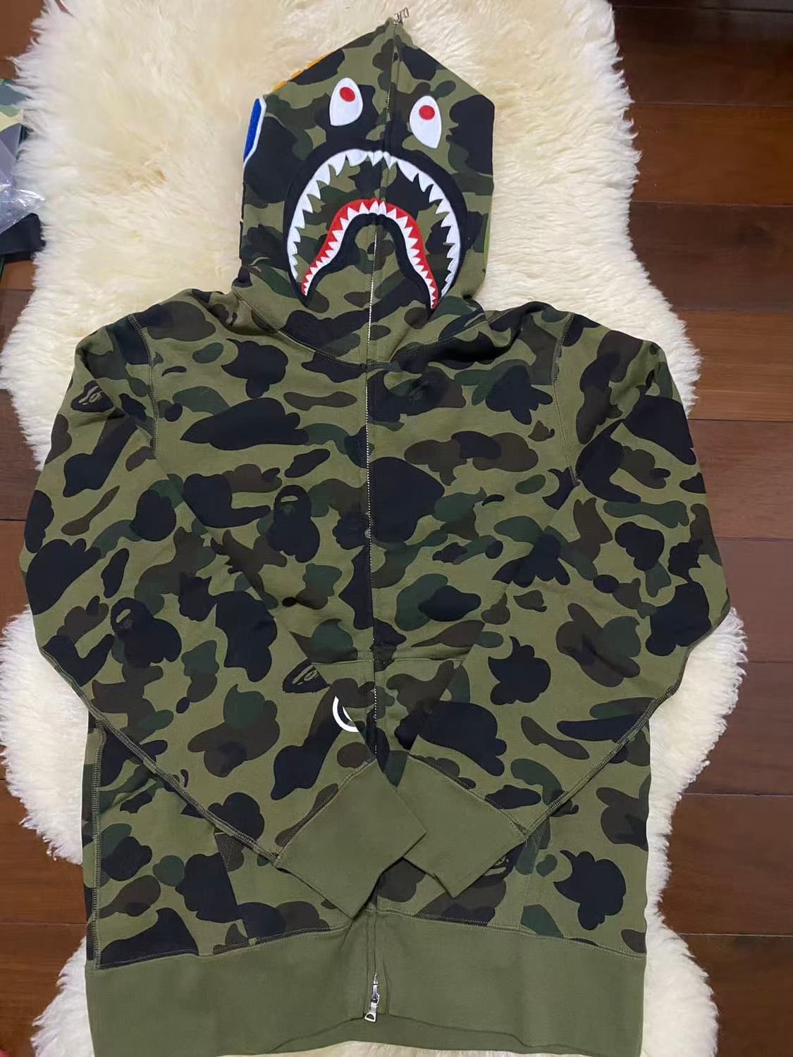 BAPE 1st Camo Shark Full Zip Hoodie Army 상품이미지3