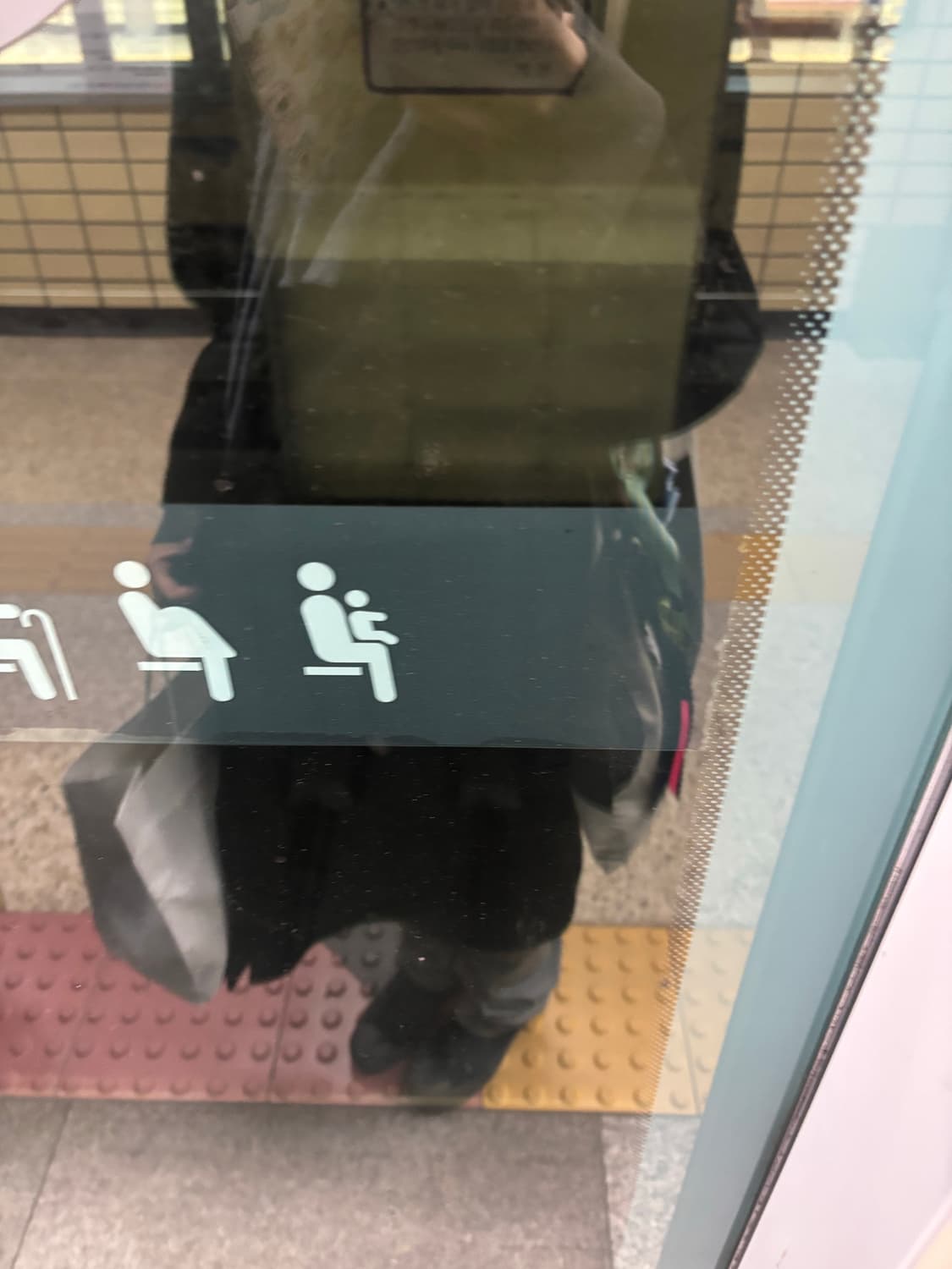 꼼데가르송 트리콧 2018 가을 RTW 롱코트 상품이미지5