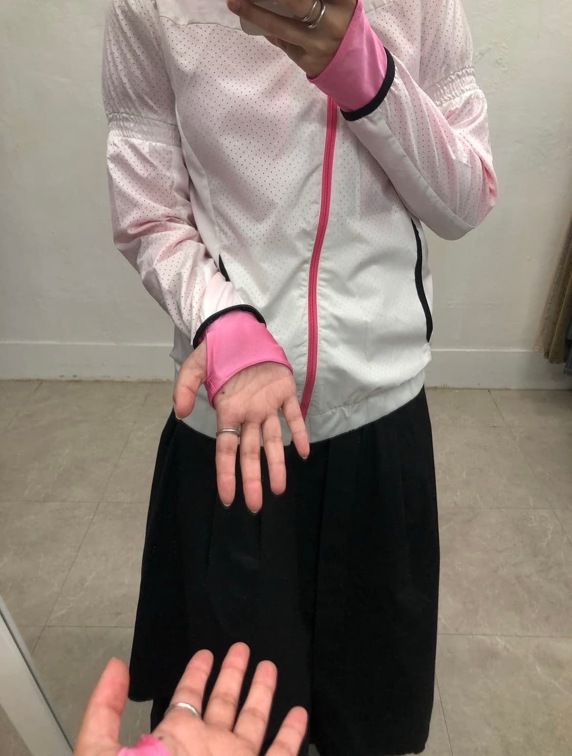 아디다스 핸드 워머 자켓 상품이미지3