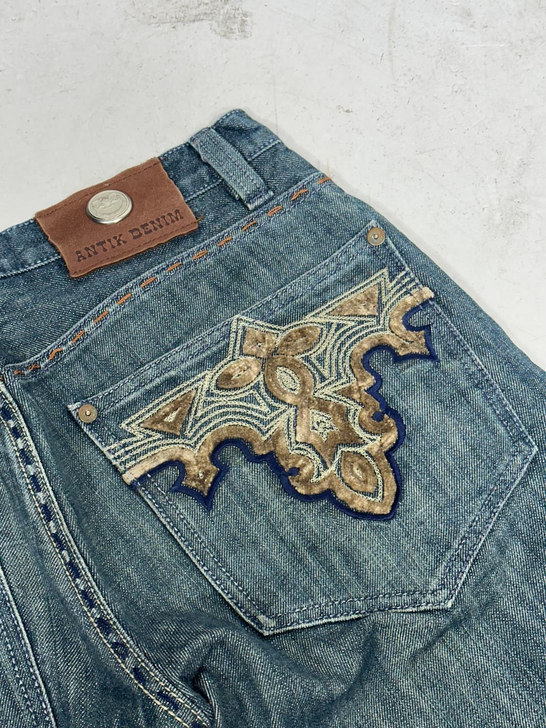 Antik denim 웨스터너 아카이빙 자수 포인트 와이드 데님 팬츠 상품이미지6