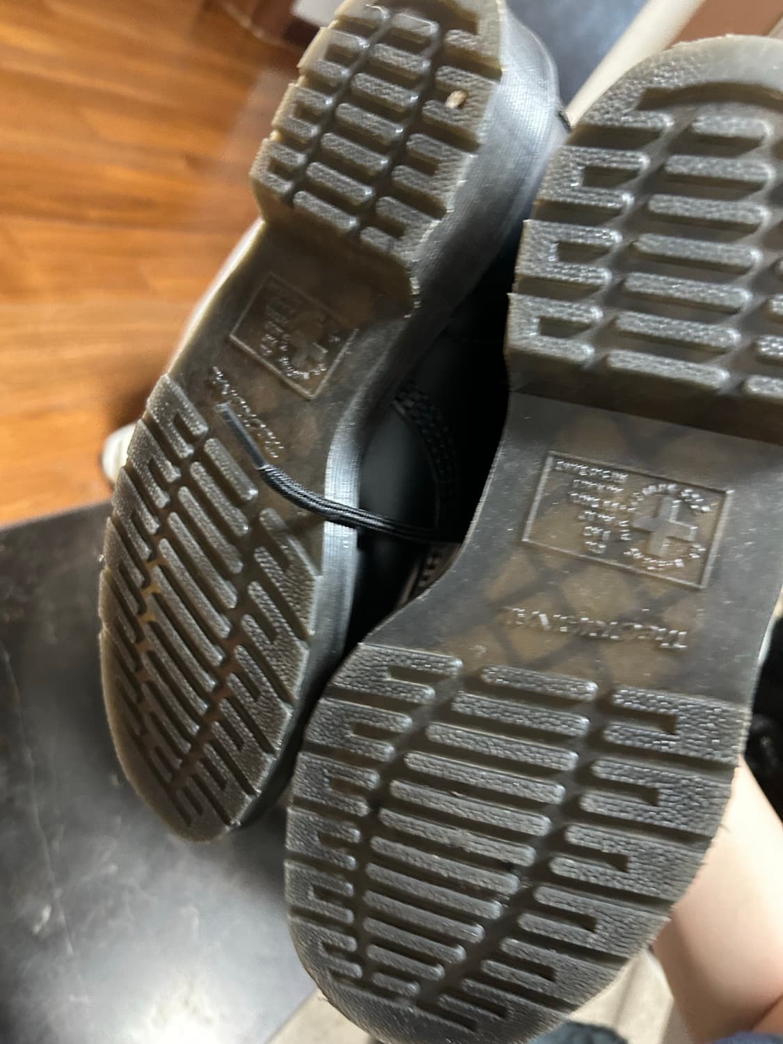 닥터마틴 1460 8홀 블랙 250 상품이미지5