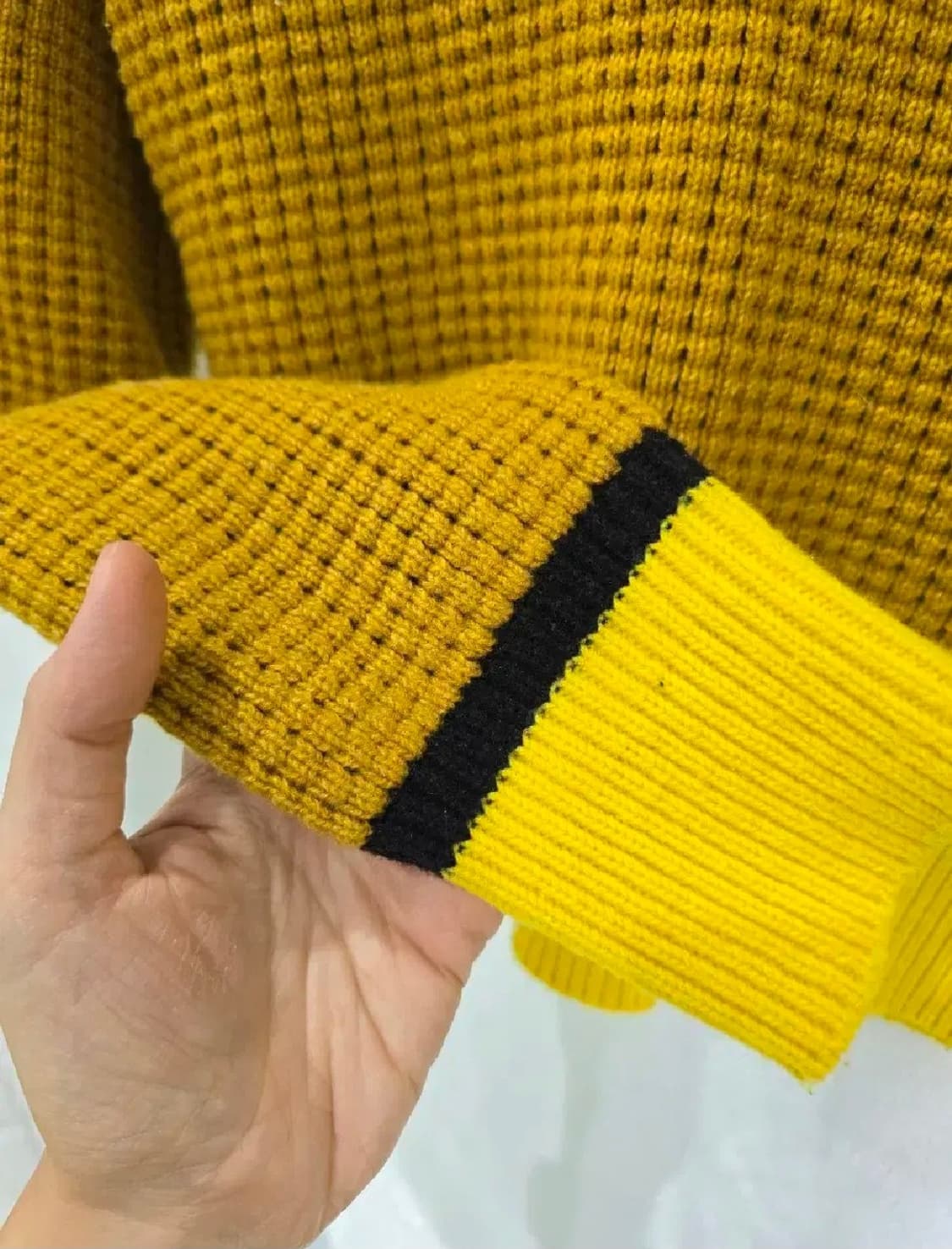 마르니 유니클로 V넥 니트 브라운 옐로우 상품이미지3