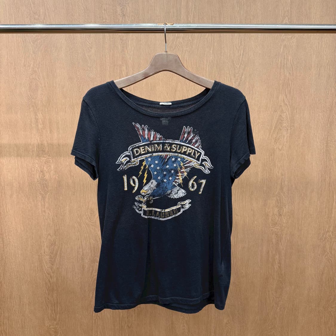 데님 앤 서플라이 반팔 티셔츠 독수리 그래픽 프린트 워싱 디테일 블랙 상품이미지2