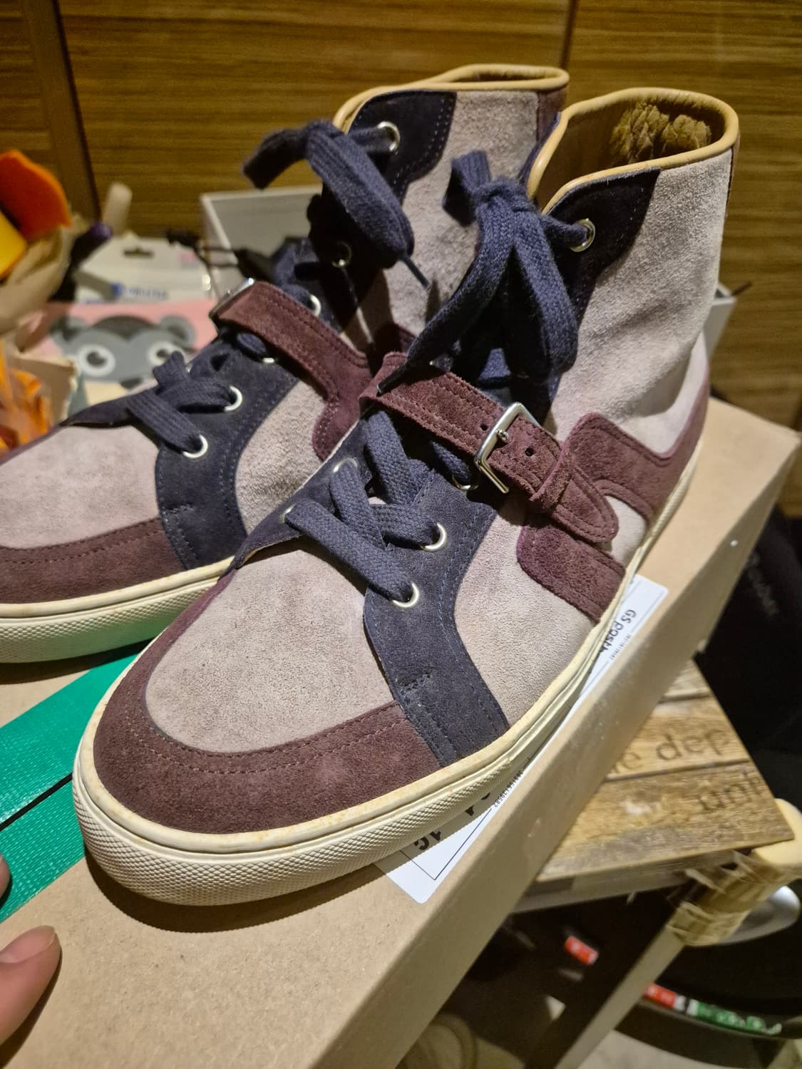 정품 에르메스 스웨이드 하이탑 스니커즈 42(270) 상품이미지2