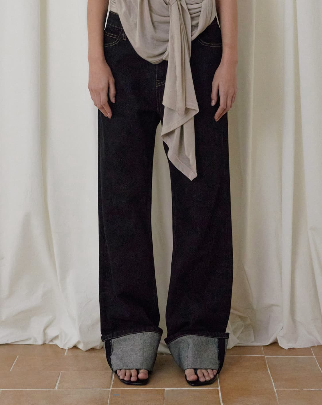 보헤미안서울 엠브로이더리 로고 롤업 데님 상품이미지1