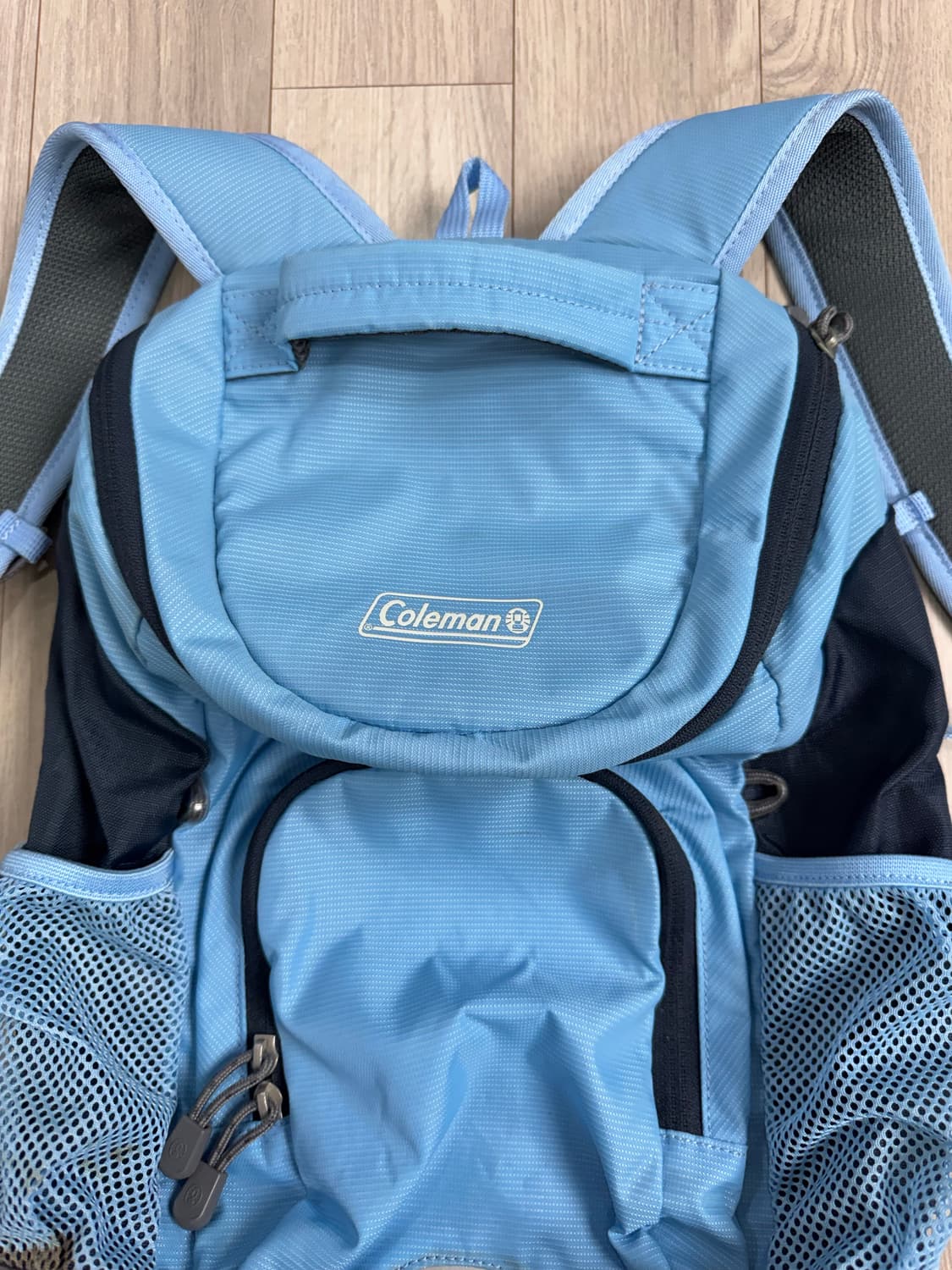 콜맨 스카이블루 미니 백팩 상품이미지3