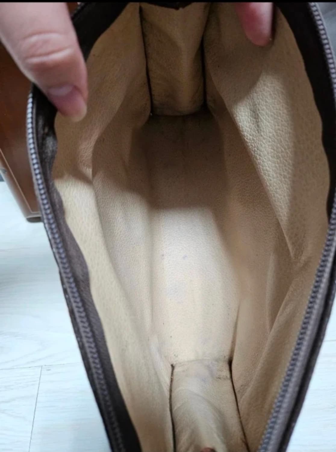정품) 루이비통 모노그램 클러치 판매합니다 (급처) 상품이미지7