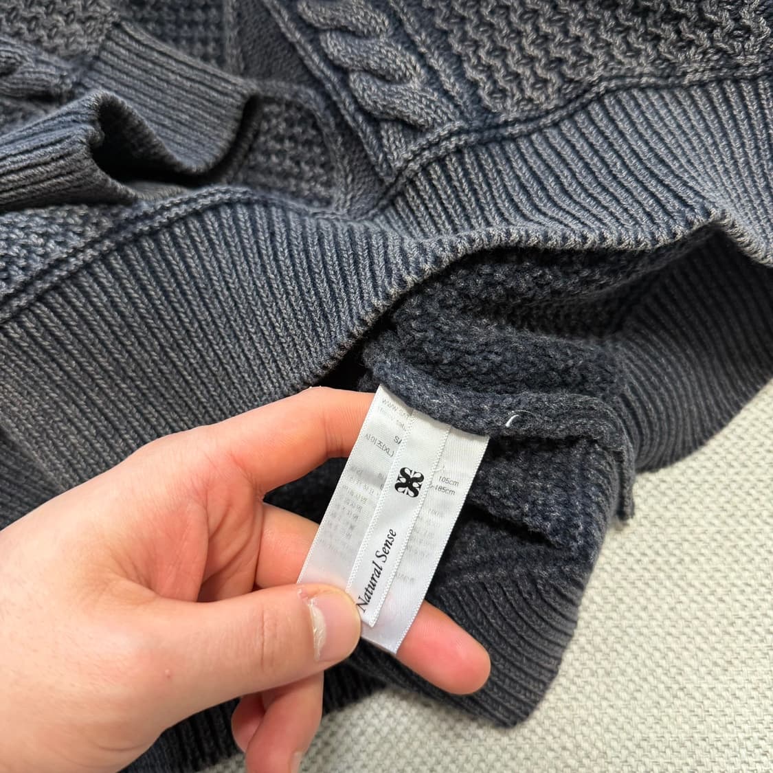 세터 롤드넥 아란 다이드 니트 상품이미지3