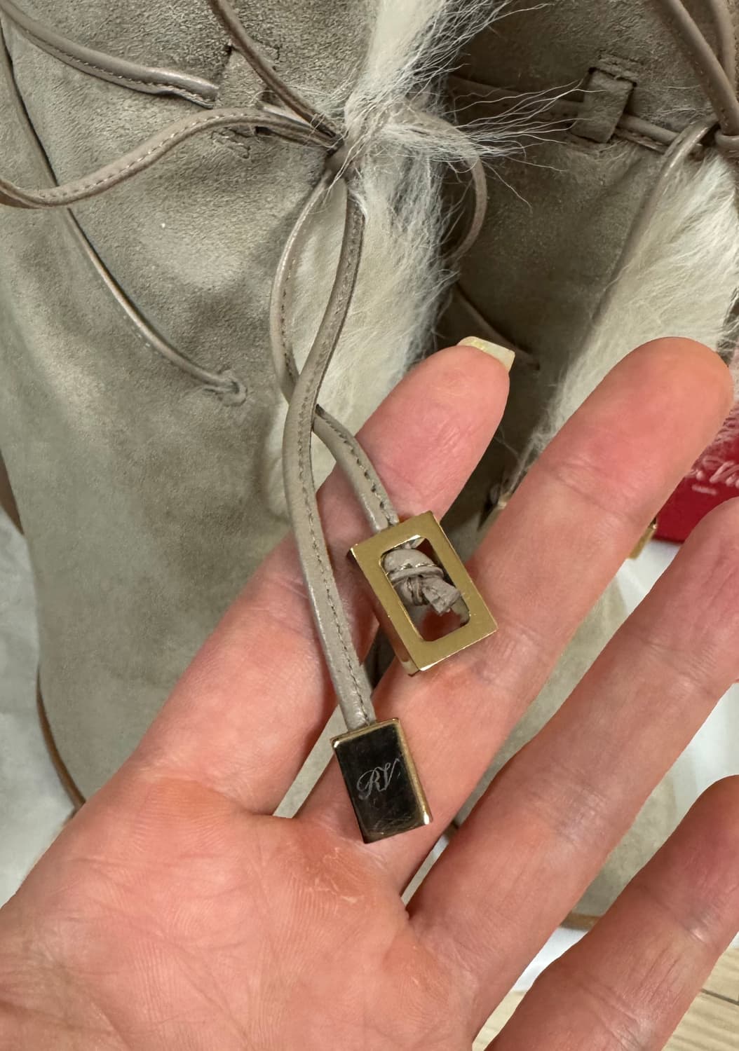 230 235 새상품 정품 로저비비에 천연 양털 리본 앵클부츠 구두 상품이미지9