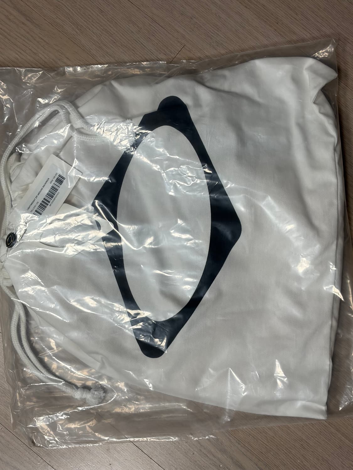 미개봉 미스치프 라이트웨이트 집 어라운드 백팩 옐로우 상품이미지2