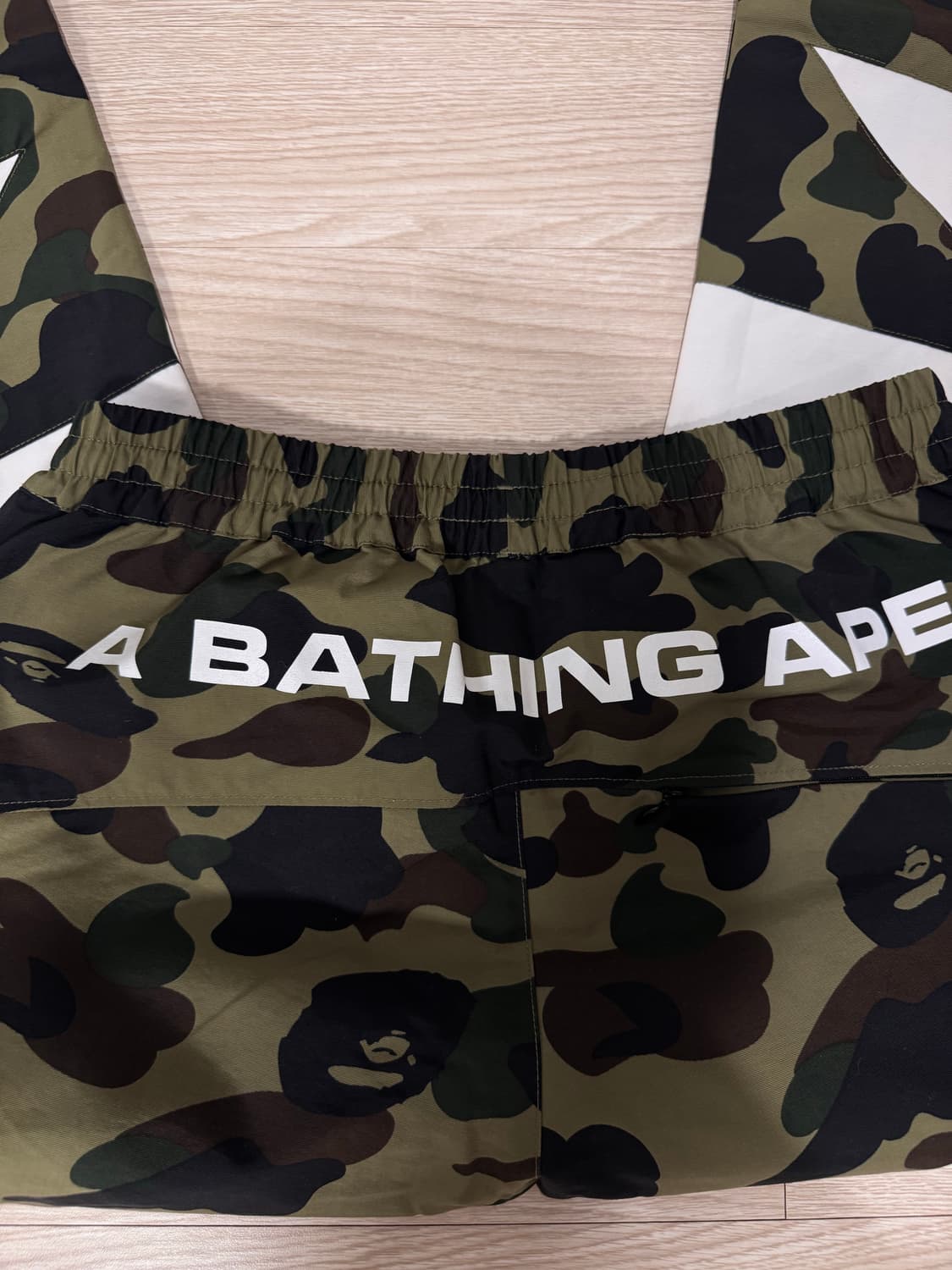 [S] 베이프 트랙팬츠 상품이미지3