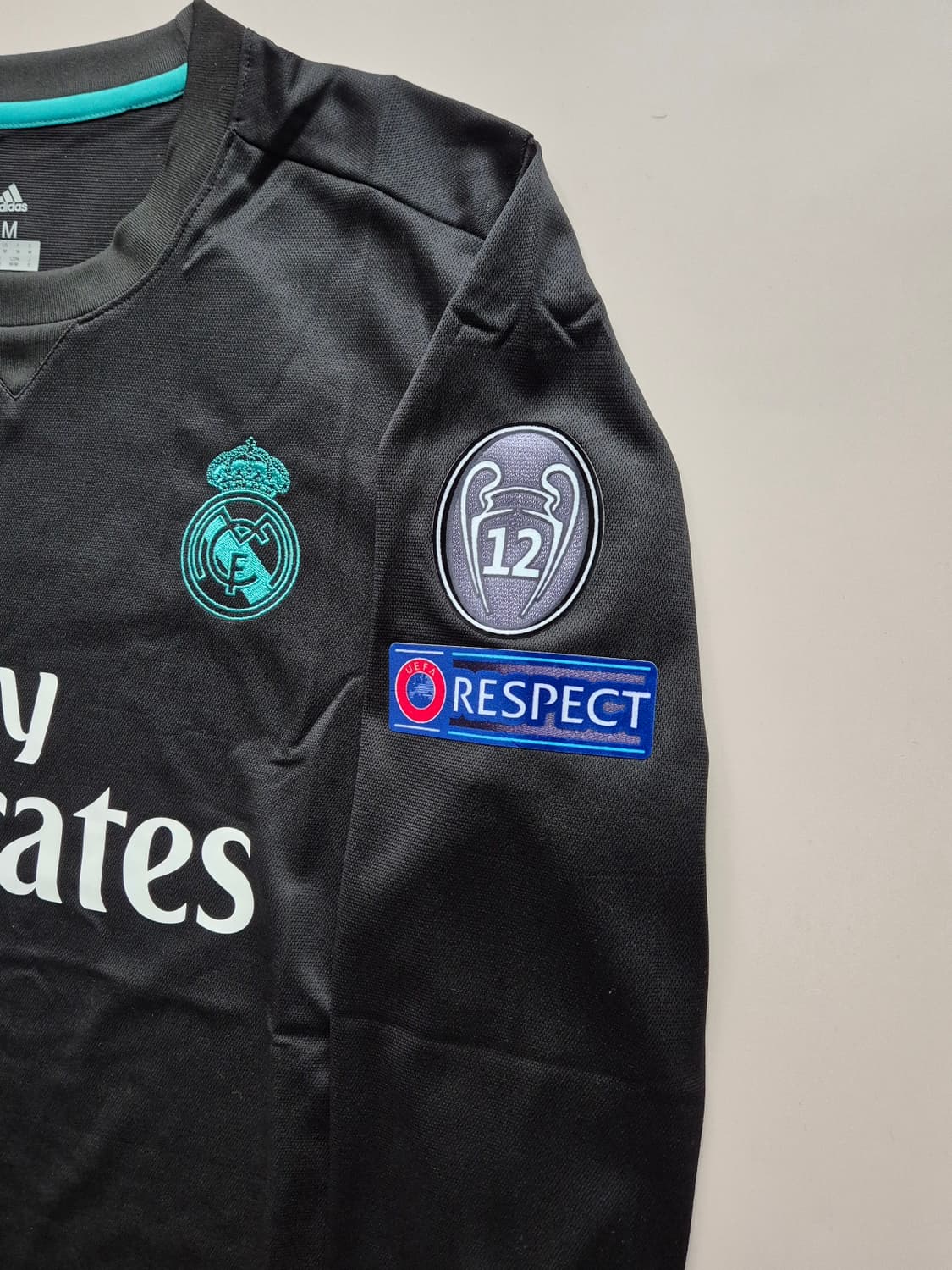 17-18 레알마드리드 어웨이 호날두 긴팔유니폼 M사이즈 레플리카  상품이미지6