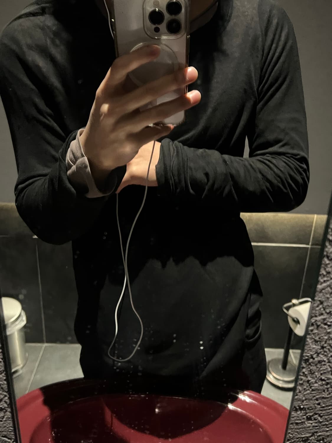 릭오웬스 롱슬리브 나우아임영님 착용 상품이미지2