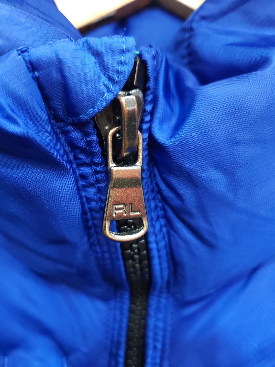 폴로 랄프로렌 블루 오리털 패딩점퍼
​
 상품이미지3