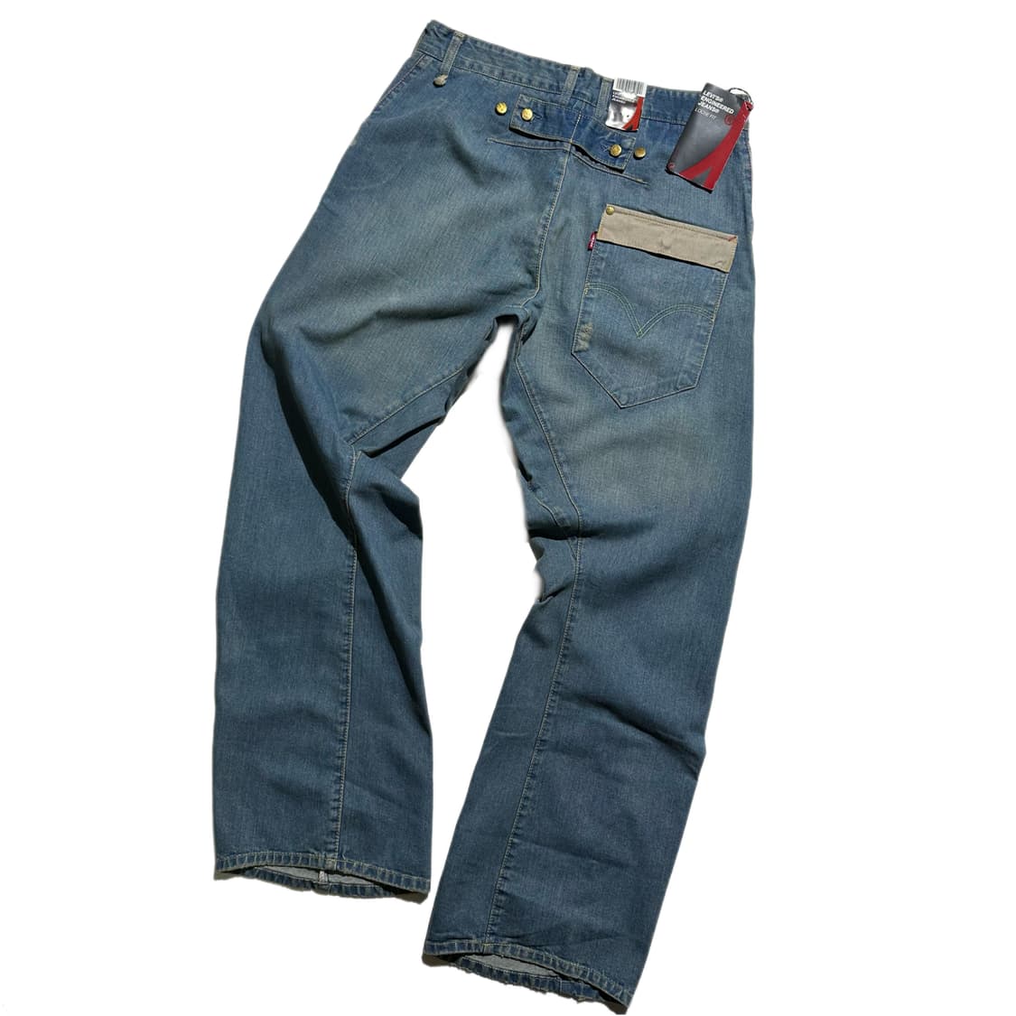 ✔️새상품✔️리바이스 엔지니어드진 데님 팬츠 상품이미지1