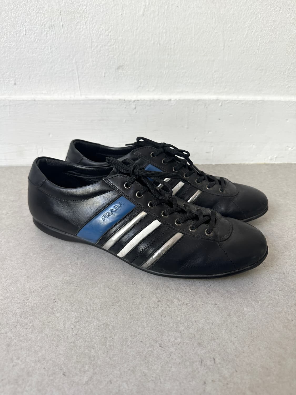 프라다 스포츠 2000s 블랙 레더 스니커즈 상품이미지3