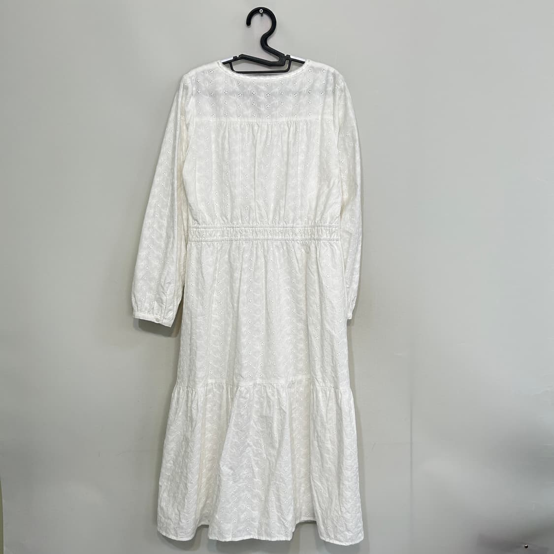 써스데이아일랜드 25SS 원피스 90 66  상품이미지3