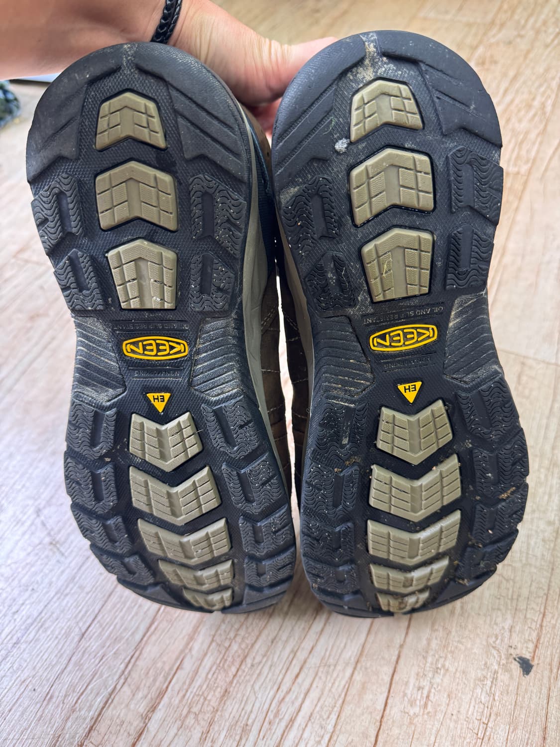 KEEN 킨 플린트2 미드 하이킹화 290 새상품급 상품이미지3
