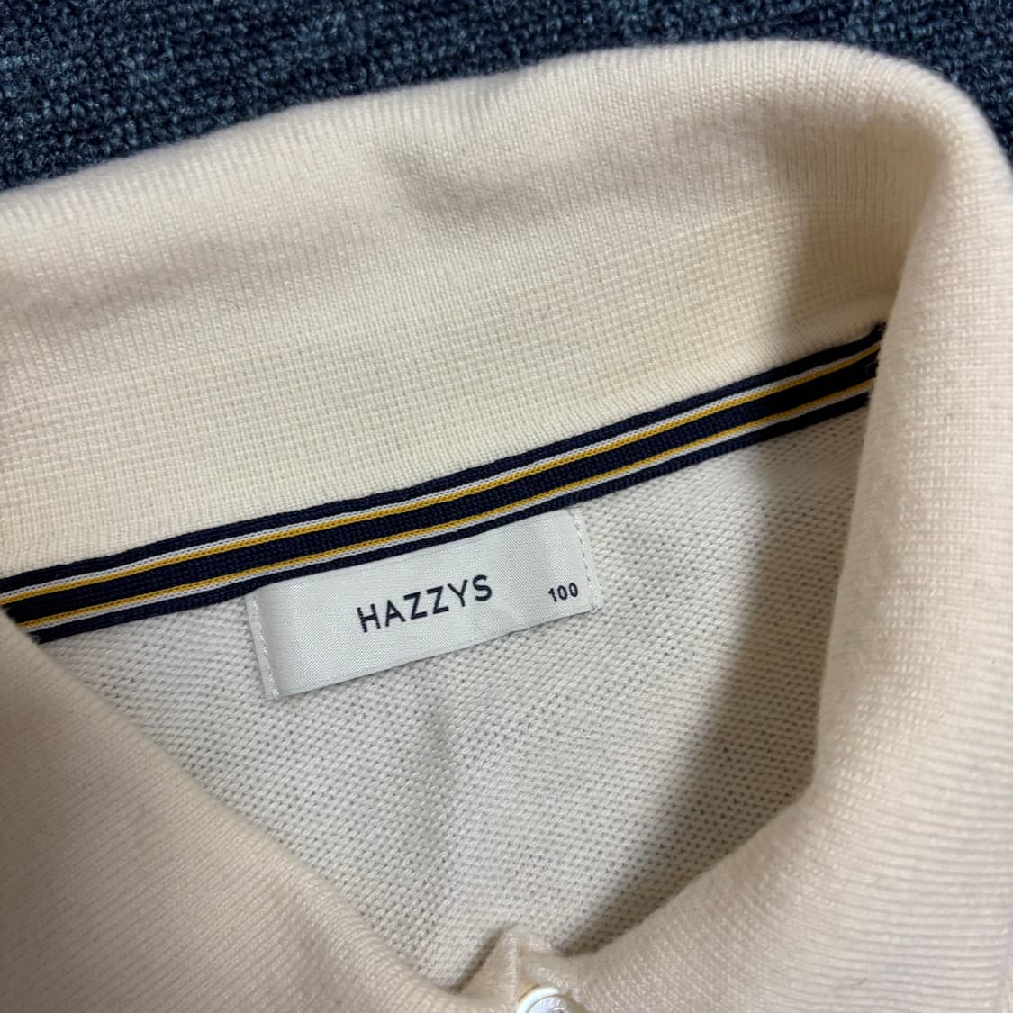 헤지스 카라 니트 상품이미지4