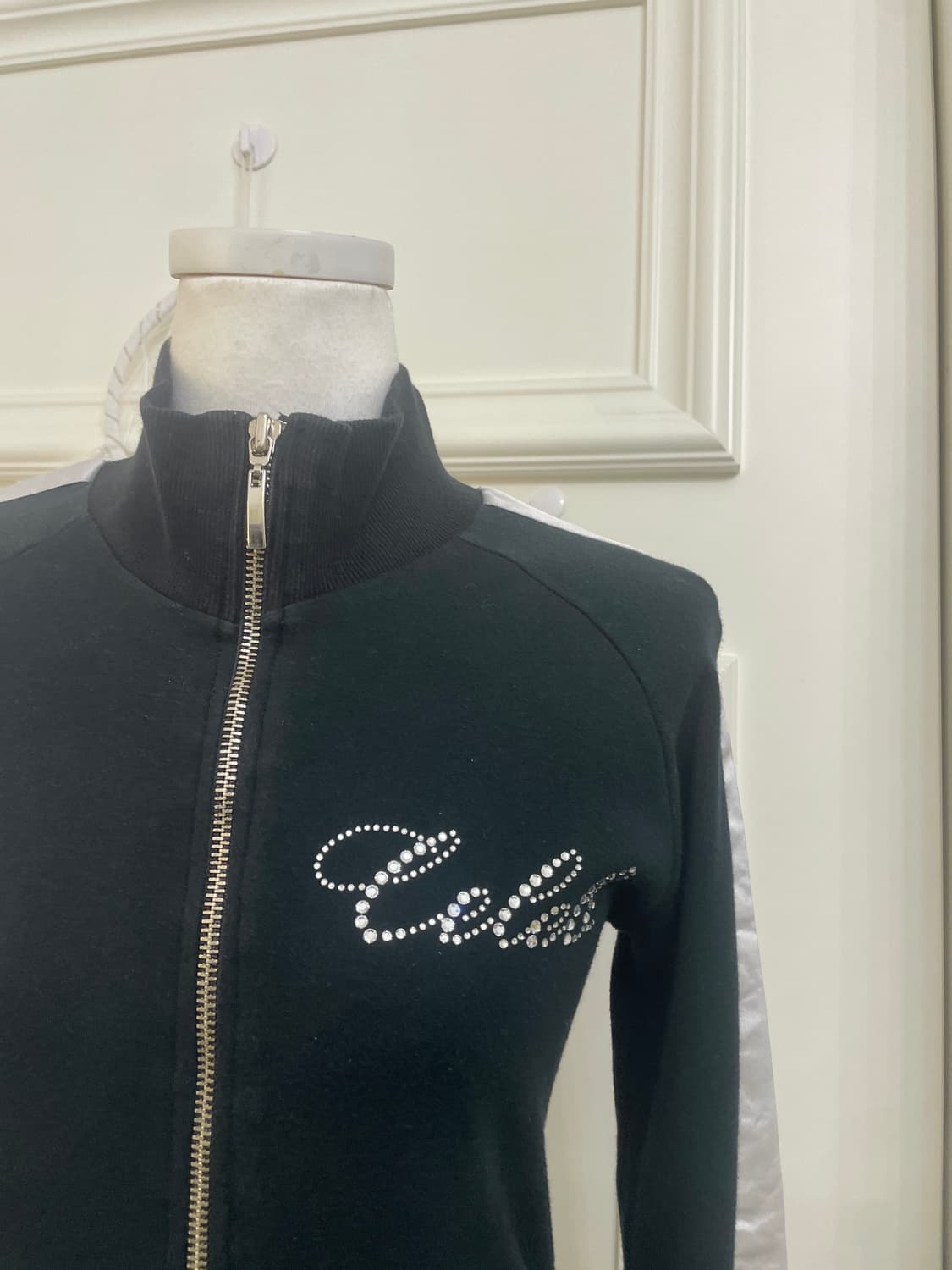 black cubic point sleeve line zip-up 상품이미지6