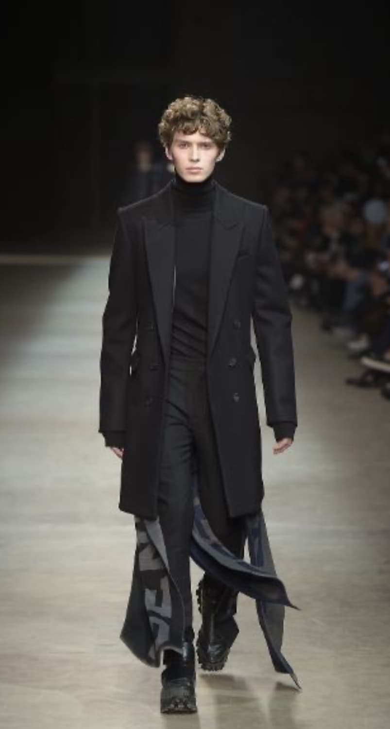 준지 16FW 컬렉션 코트 블랙 50 사이즈 (머플러 디테일) 상품이미지10