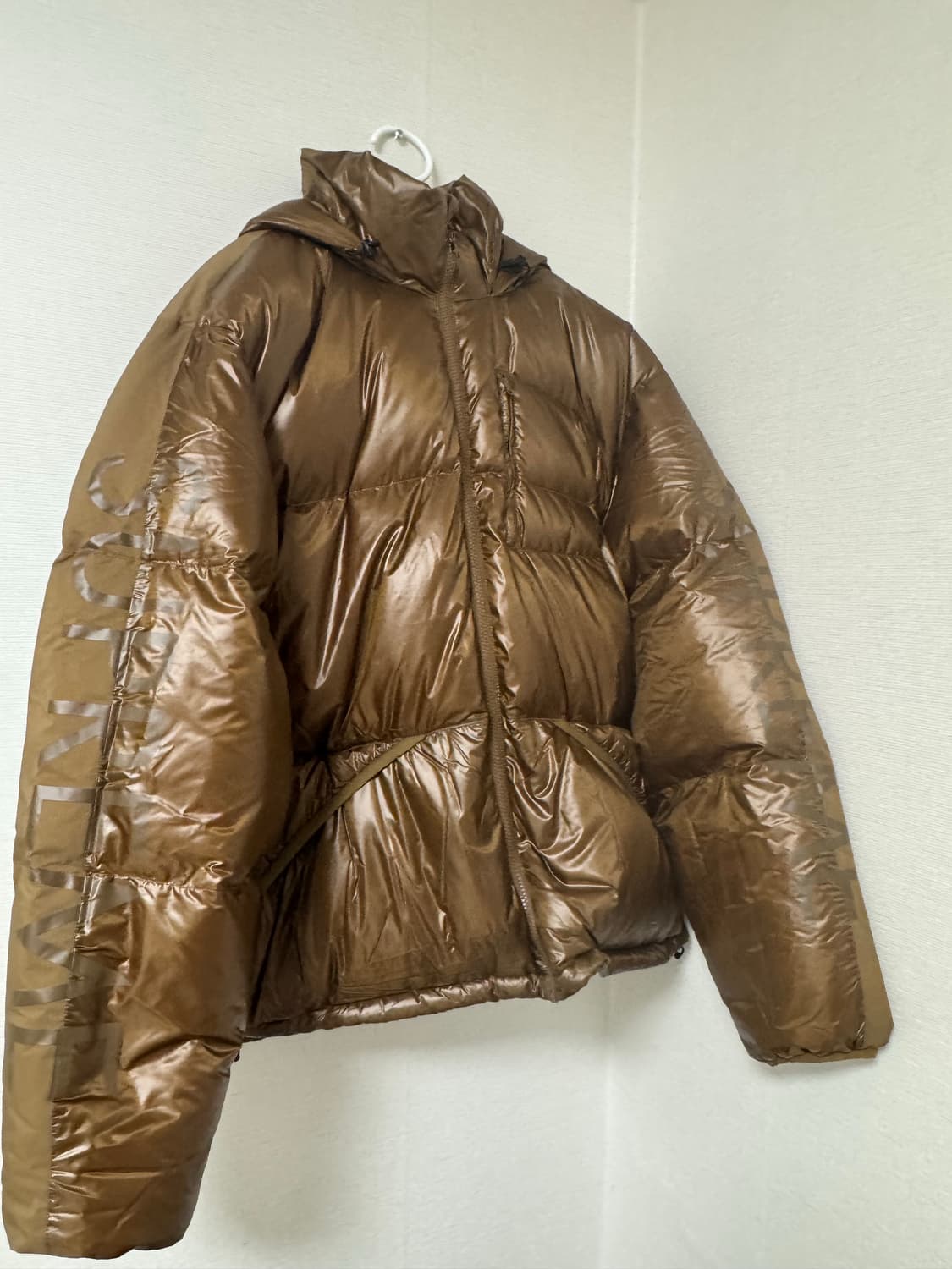 슈프림 페더웨이 다운자켓 브라운 21FW 상품이미지2