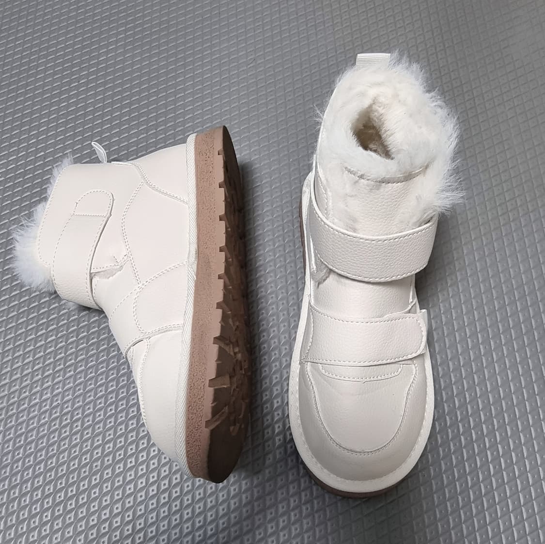 가죽 벨벳 퍼안감 스노우 앵클부츠 상품이미지7