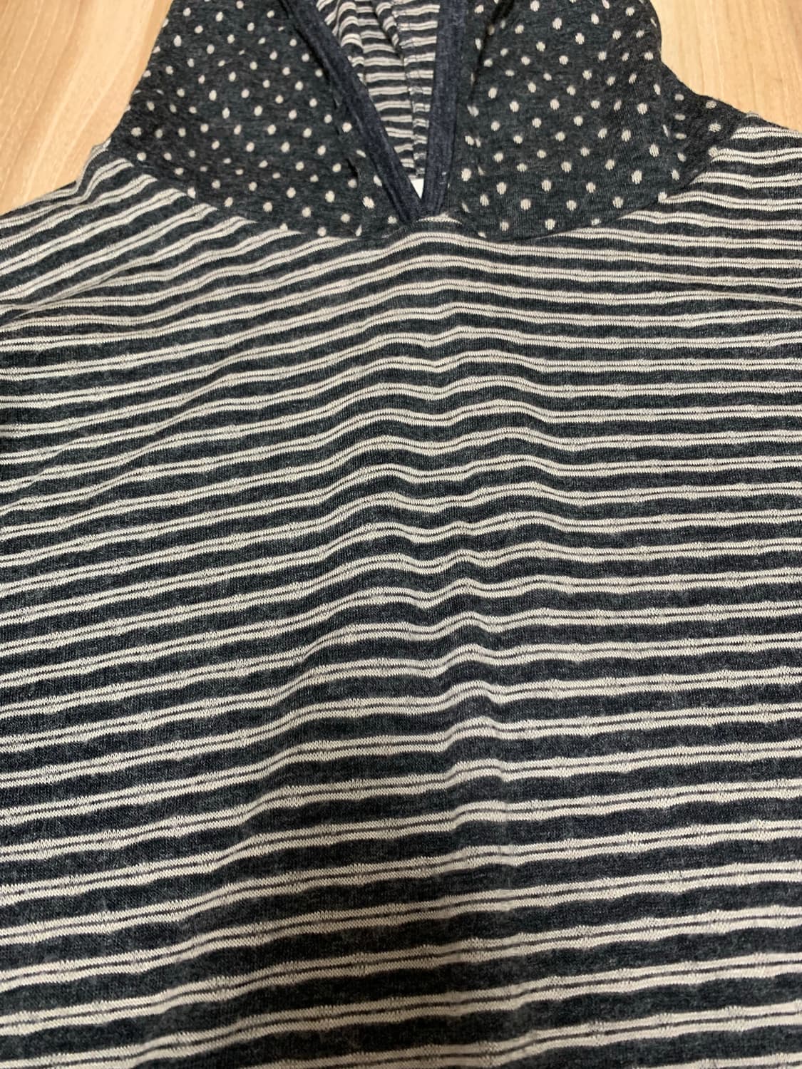 페스토 도트 스트라이프 후디 다크문 상품이미지4