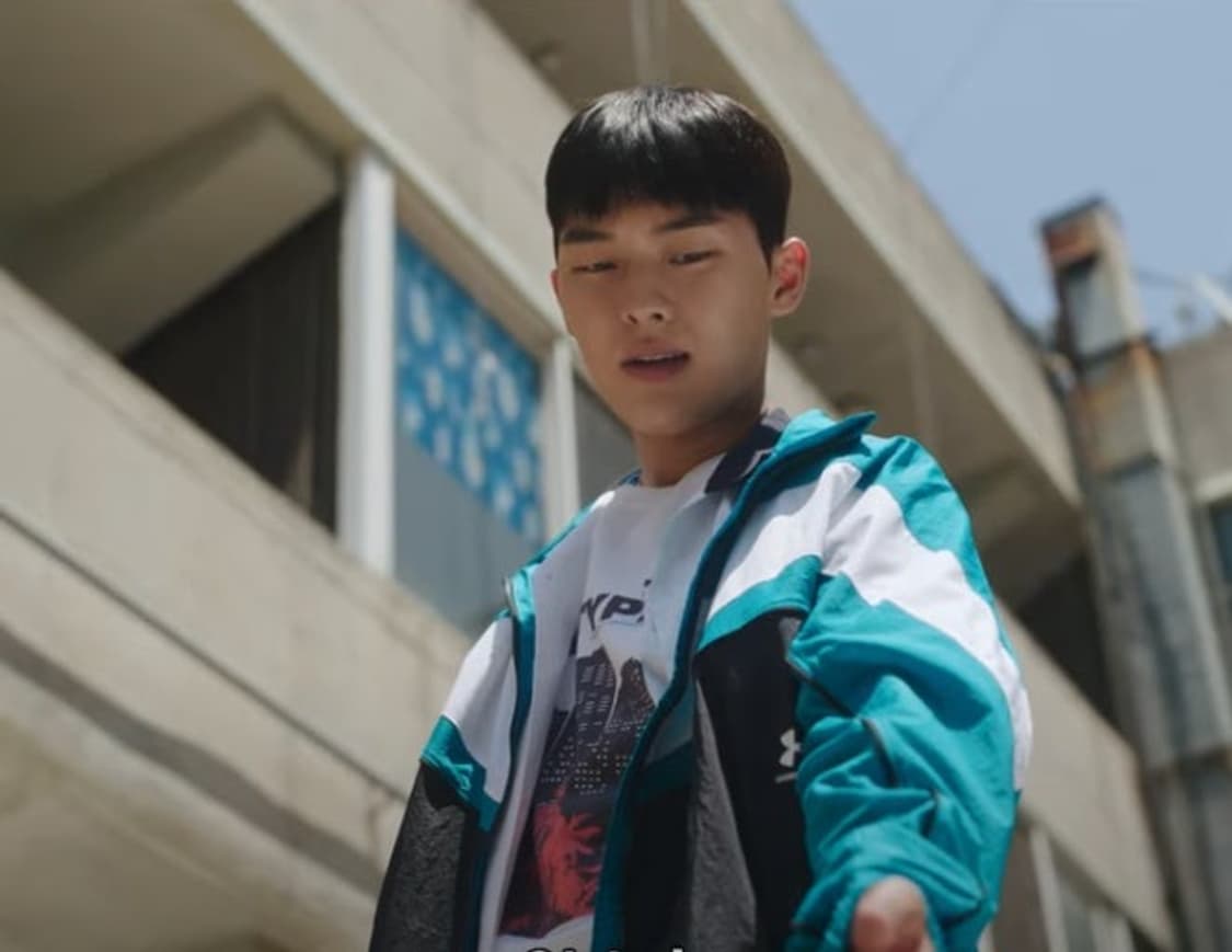 약한영웅 최현욱 안수호 언더아머 바람막이  상품이미지4