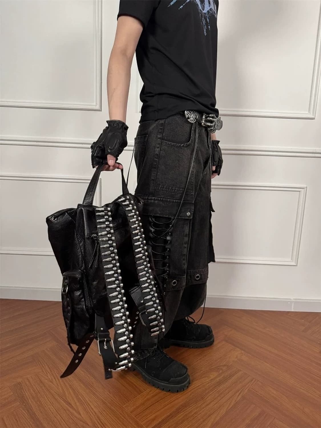 Opium Bullet Leather Backpack 상품이미지5