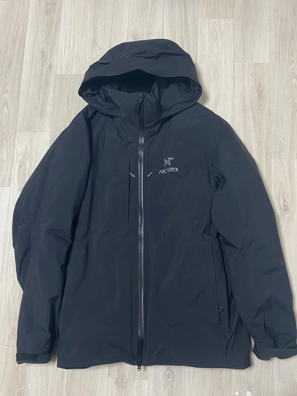 정품 아크테릭스 피션SV 패딩 상품이미지1